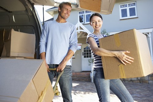 Efficient transport services for self storage